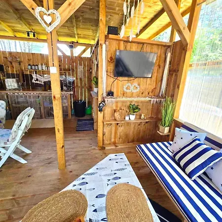 каравана Coco Bongo Glamping Chernomorets