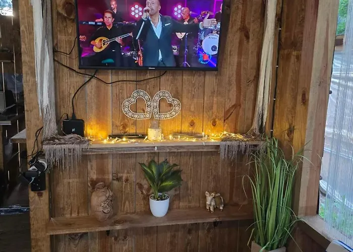 Къмпинг каравана Coco Bongo *