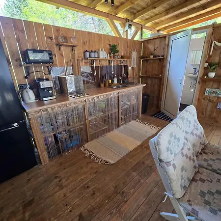 Kamp alanı каравана Coco Bongo