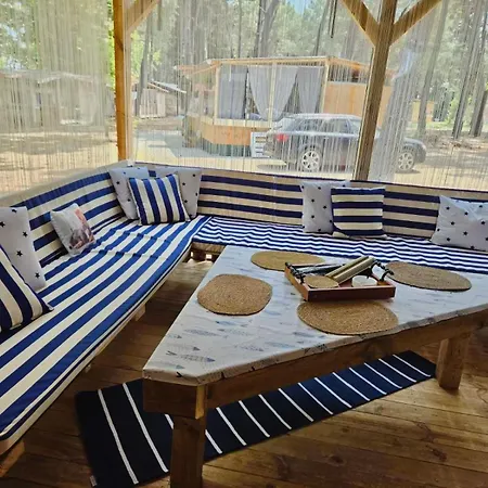 Kamp alanı каравана Coco Bongo Chernomorets